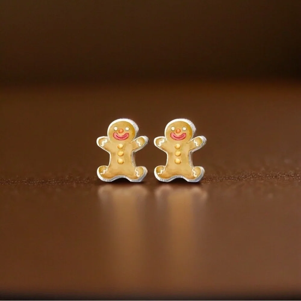 Gingerbread Man Studs - Sweet Holiday Cheer! 🎄NWT Christmas Stud Earrings